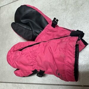 REI Kids mittens for 2 years